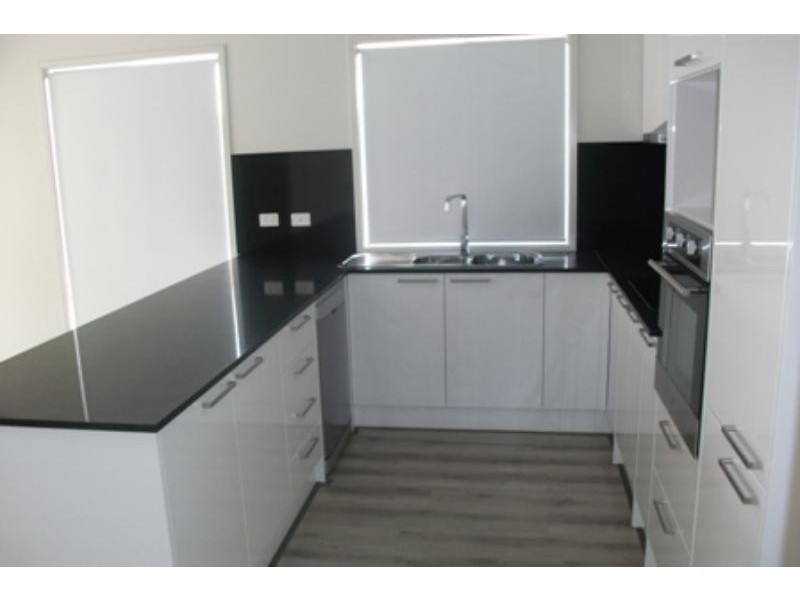 13 Burns Ct, Augustine Heights QLD 4300