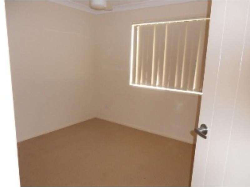 4 Webb Rd, Loganlea QLD 4131