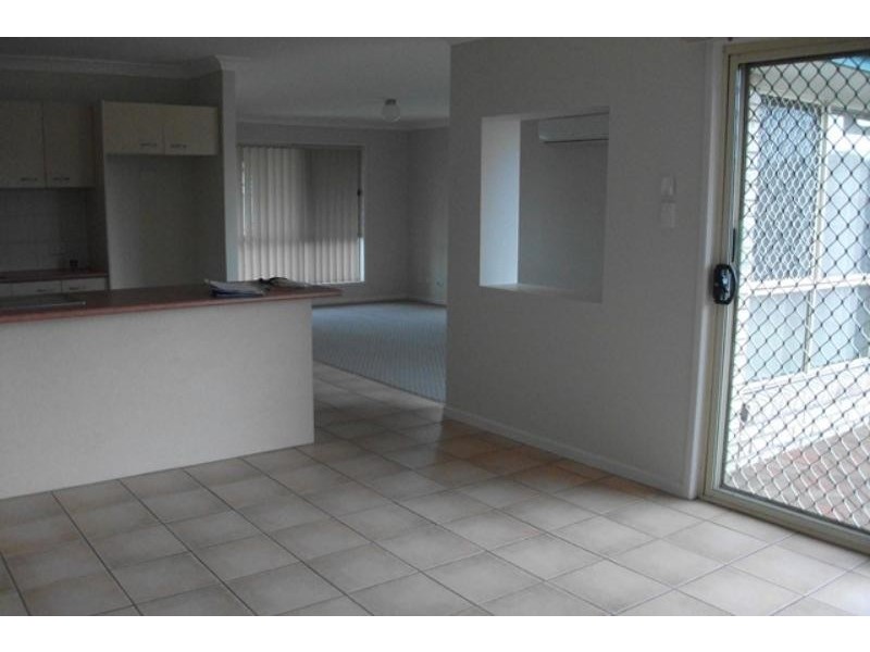 13 Tracey  St, Wynnum West QLD 4178