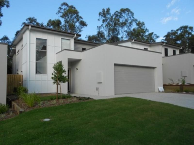 5/30 Oakview Cct, Brookwater QLD 4300