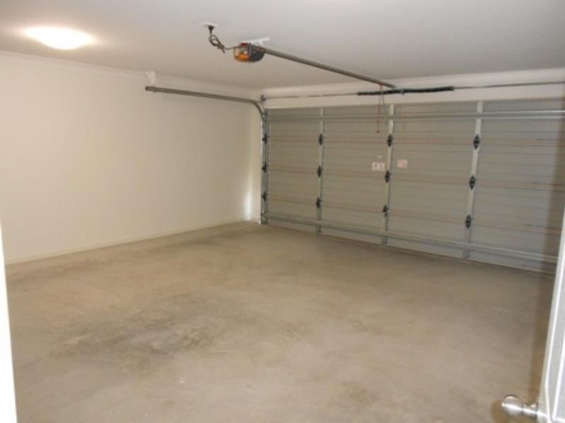 5/30 Oakview Cct, Brookwater QLD 4300