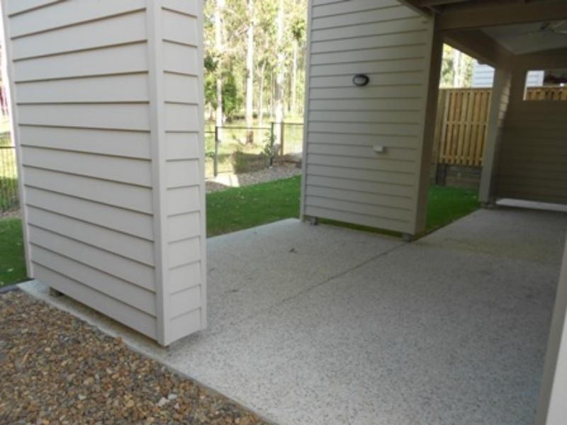 5/30 Oakview Cct, Brookwater QLD 4300