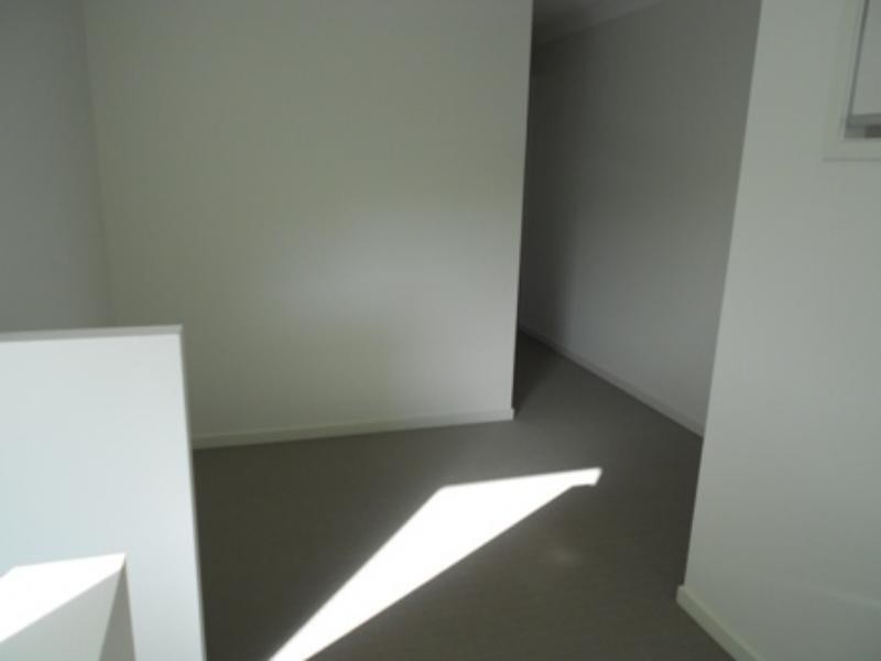 5/30 Oakview Cct, Brookwater QLD 4300