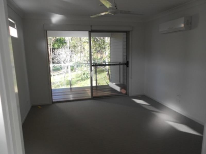 5/30 Oakview Cct, Brookwater QLD 4300