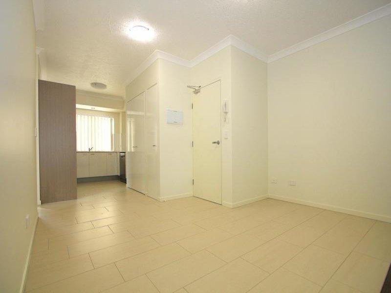 4/71 Charlie St, Zillmere QLD 4034