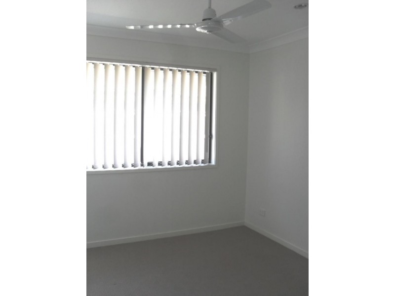 45 Kingsford Dr, Upper Coomera QLD 4209