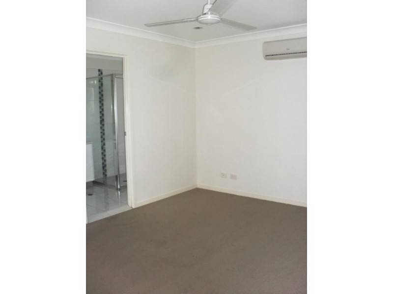 45 Kingsford Dr, Upper Coomera QLD 4209