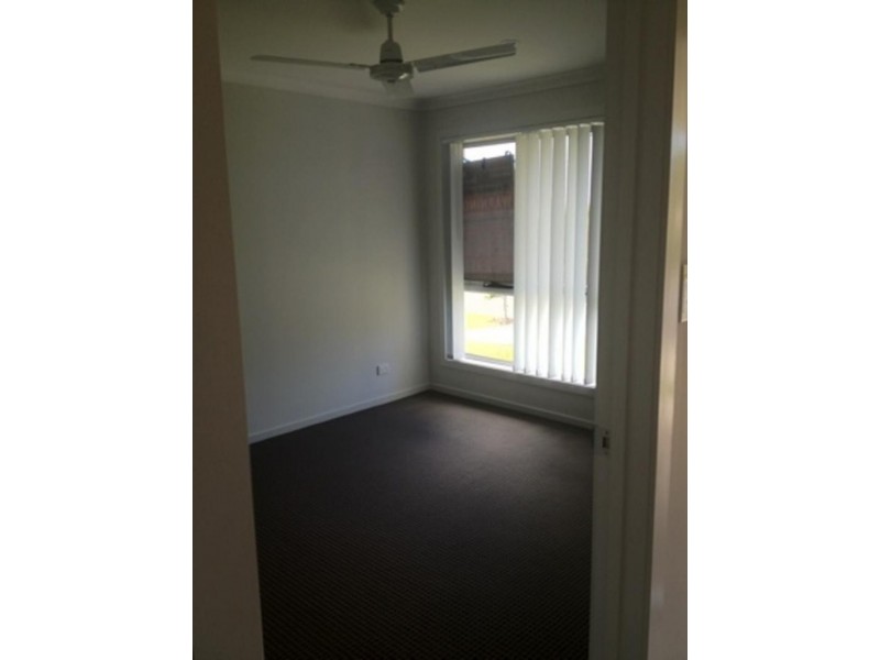 7 Penfolds  Ct, Holmview QLD 4207