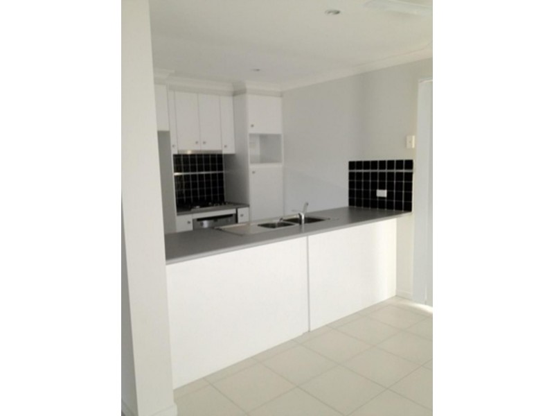 7 Penfolds  Ct, Holmview QLD 4207