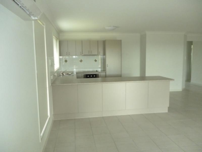 7 Carnell St, Goodna QLD 4300