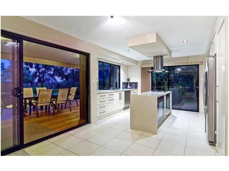 51 Jasmine Cres, Shailer Park QLD 4128
