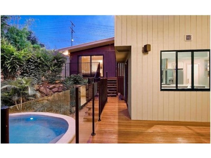51 Jasmine Cres, Shailer Park QLD 4128