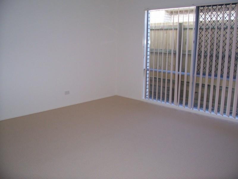 46 Griffen Pl, Crestmead QLD 4132