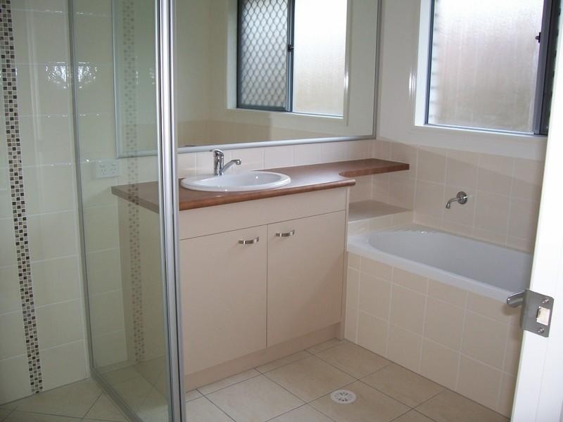 46 Griffen Pl, Crestmead QLD 4132