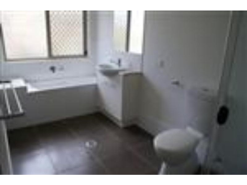 2 Cathmor Ct, Oxenford QLD 4210