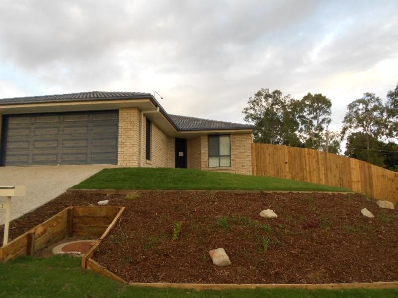 3 Statham  Ct, Redbank Plains QLD 4301