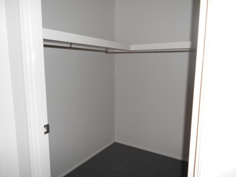 3 Statham  Ct, Redbank Plains QLD 4301