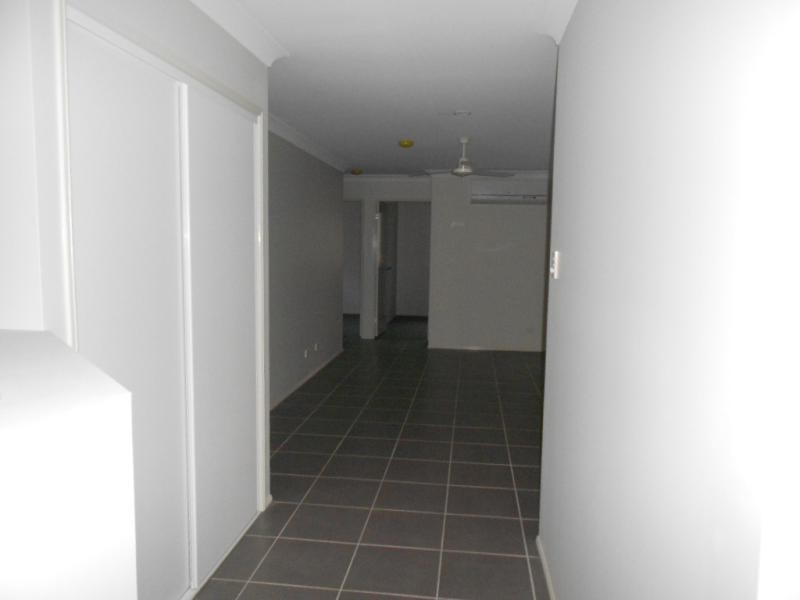 3 Statham  Ct, Redbank Plains QLD 4301