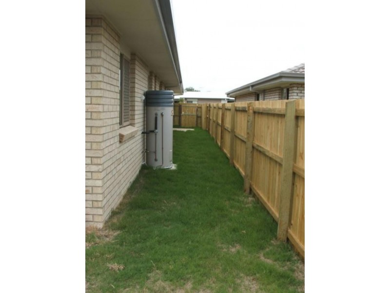 65 Brookvale  Dr, Victoria Point QLD 4165