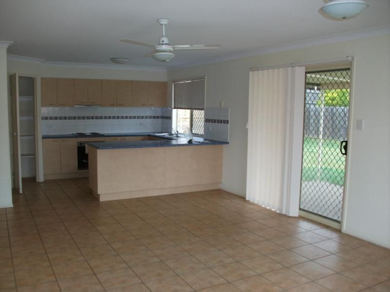 44  Mt D’Aguilar Cres, Algester QLD 4115