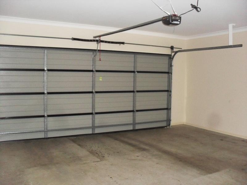 3 Rourke St, Mudgeeraba QLD 4213