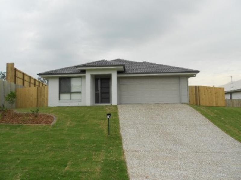 11 Stanbury  Dr, Goodna QLD 4300