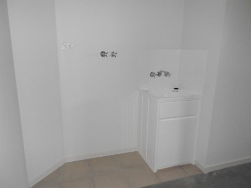 11 Stanbury  Dr, Goodna QLD 4300