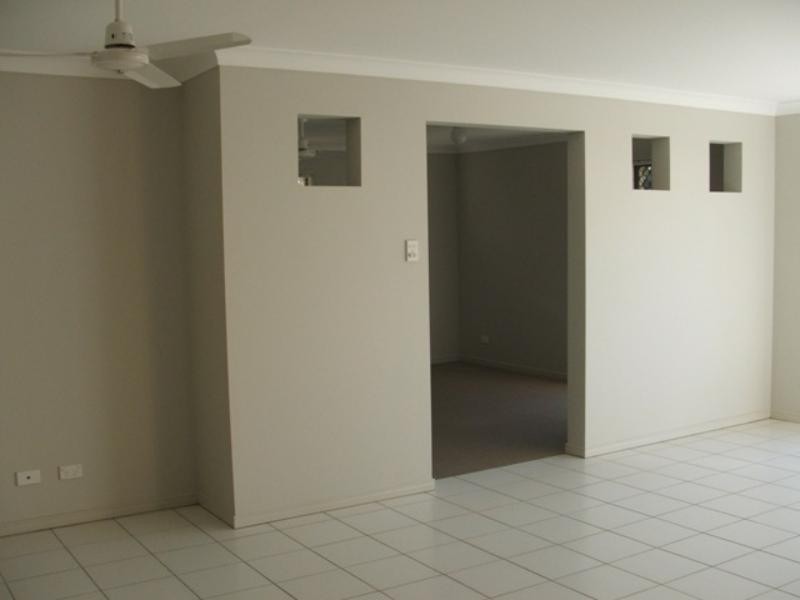 27 Hinterland Cres, Algester QLD 4115