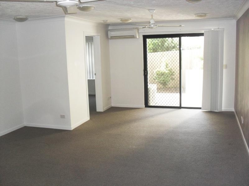 17/15 Lloyd St, Southport QLD 4215