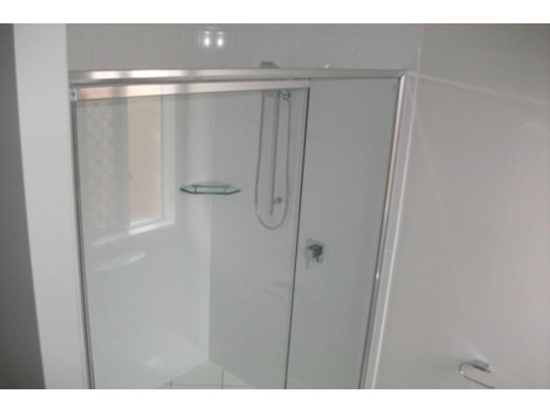 11 burns  Ct, Augustine Heights QLD 4300