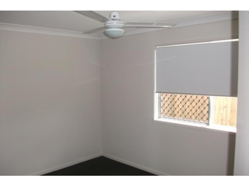 11 burns  Ct, Augustine Heights QLD 4300