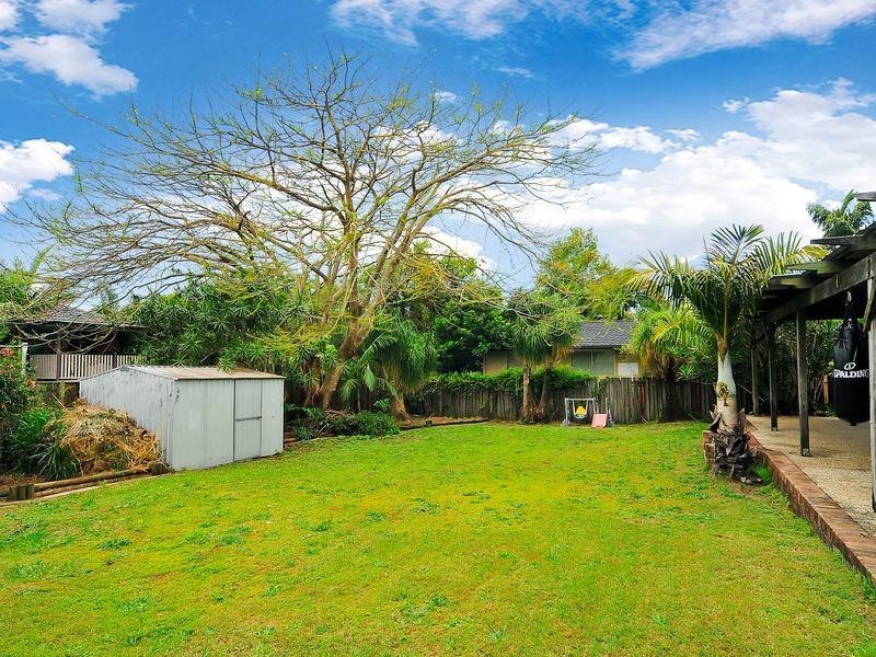 31 Lorraine St, Camira QLD 4300