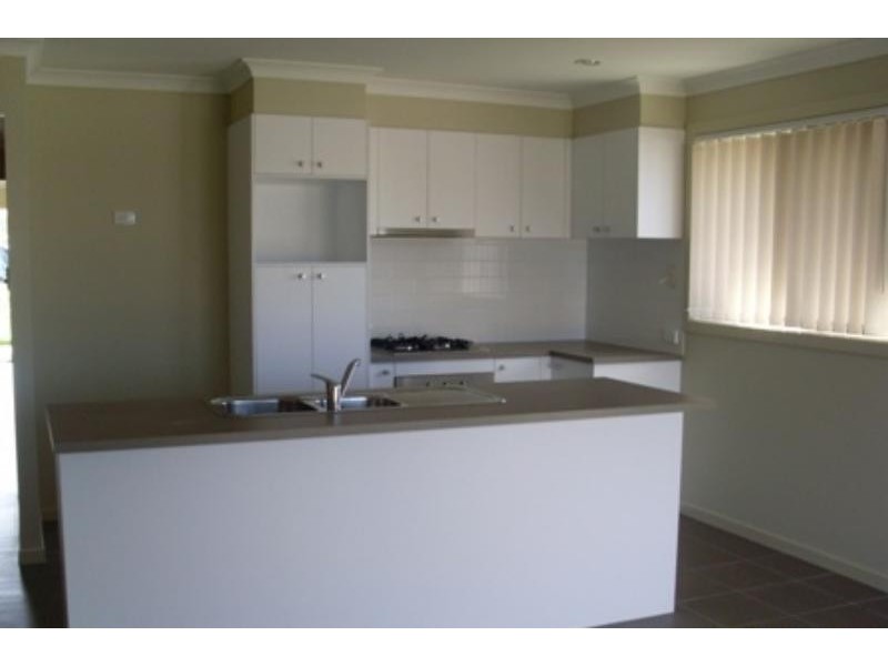 3 Rawson Ct, Holmview QLD 4207