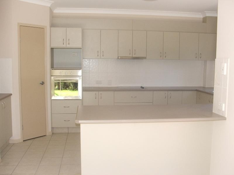 104 Leo Lindo Dr, Shailer Park QLD 4128
