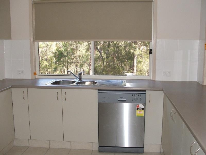 104 Leo Lindo Dr, Shailer Park QLD 4128