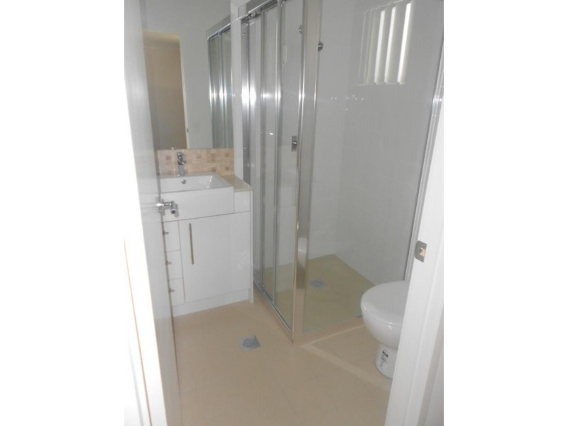 8/81 Koala Rd, Moorooka QLD 4105