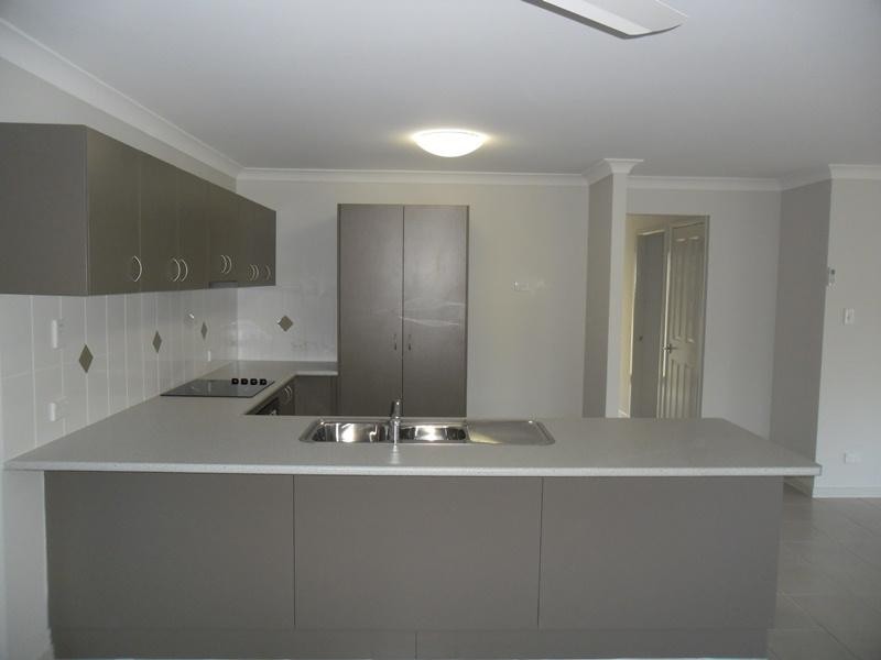 8 Bellflower Cres, Mount Cotton QLD 4165