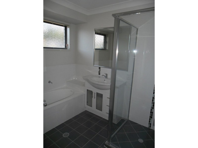 8 Bellflower Cres, Mount Cotton QLD 4165