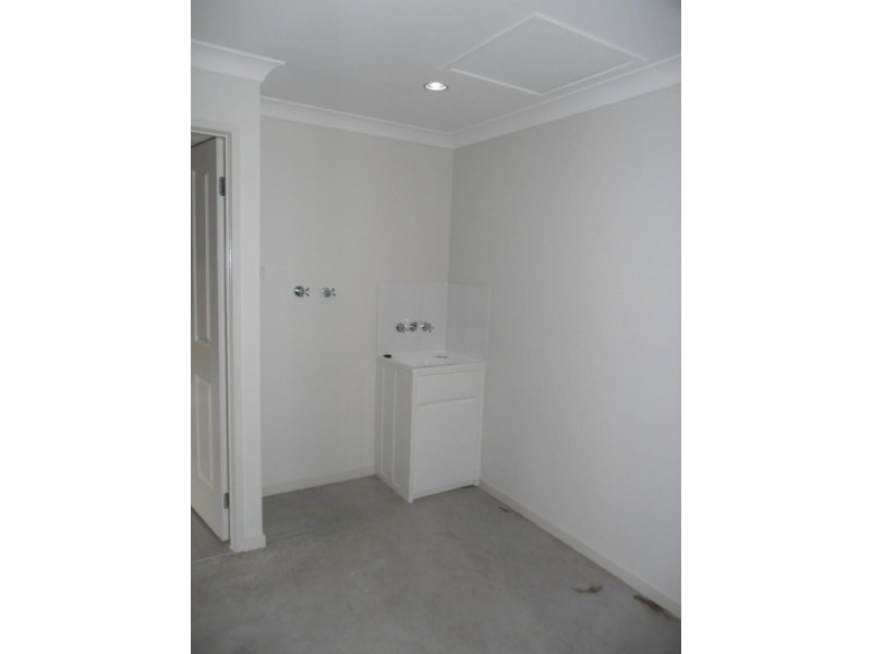 8 Bellflower Cres, Mount Cotton QLD 4165