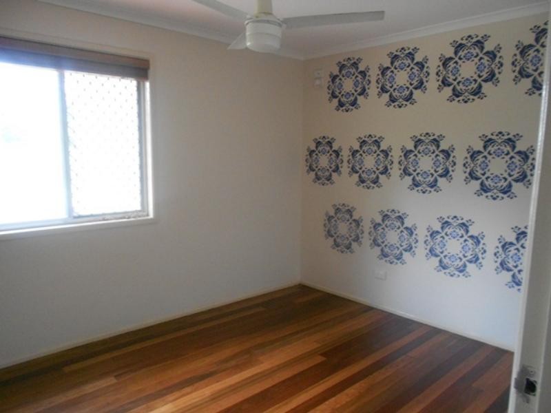 27 Karoonda Cres, Rochedale South QLD 4123