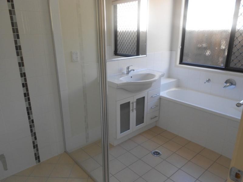 149 Alawoona St, Redbank Plains QLD 4301