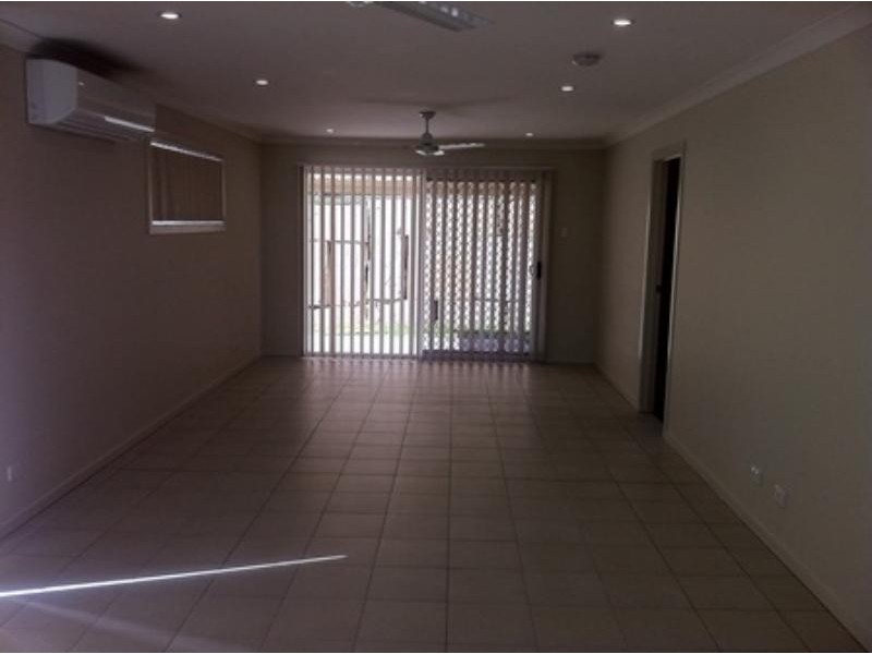 15 Burdekin Cct, Warner QLD 4500