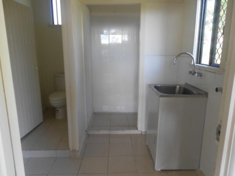 17 Law  St, Redbank QLD 4301