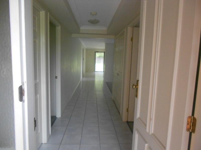 22 Kathleen St, Yamanto QLD 4305