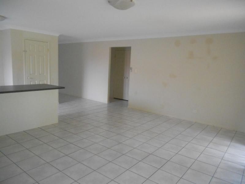 22 Kathleen St, Yamanto QLD 4305