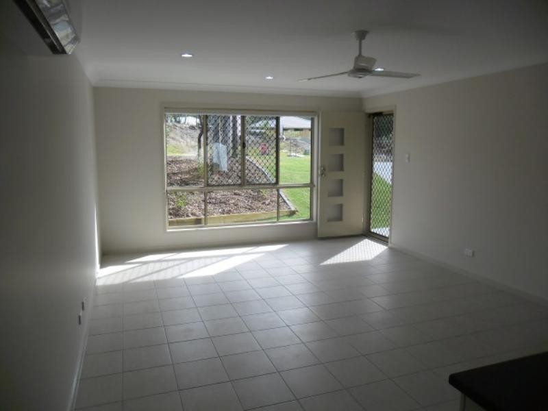 4 Bellflower Cres, Mount Cotton QLD 4165