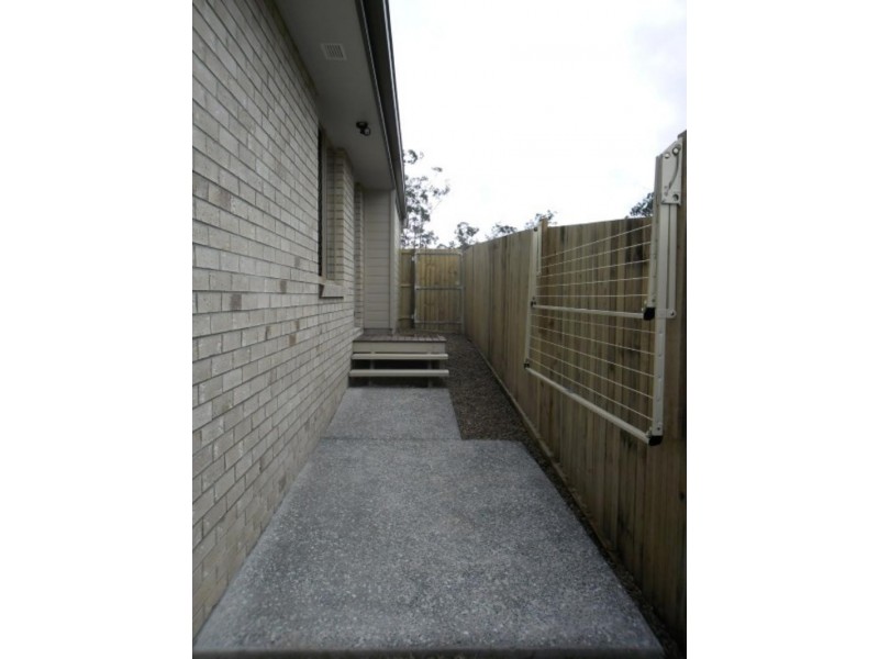 4 Bellflower Cres, Mount Cotton QLD 4165