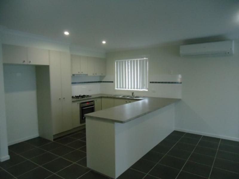 10 Burdekin Cct, Warner QLD 4500