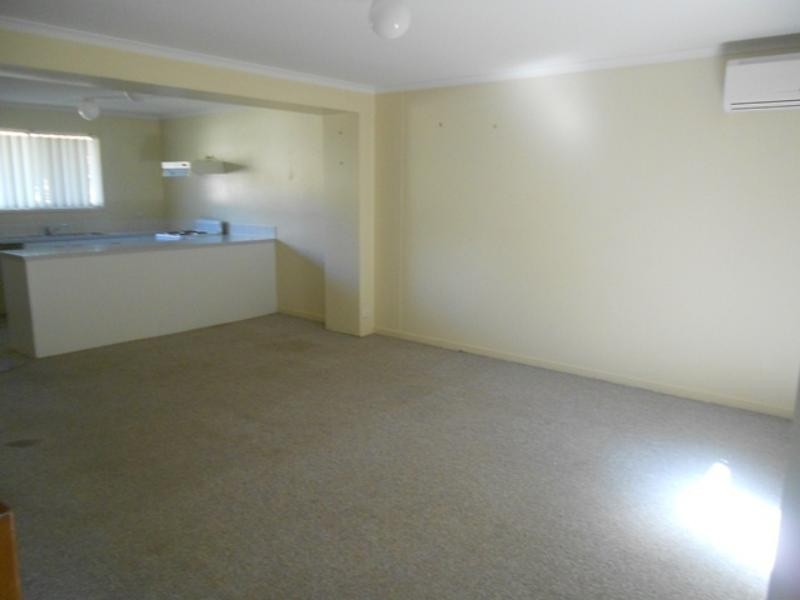 30/8 Briggs  Rd, Springwood QLD 4127
