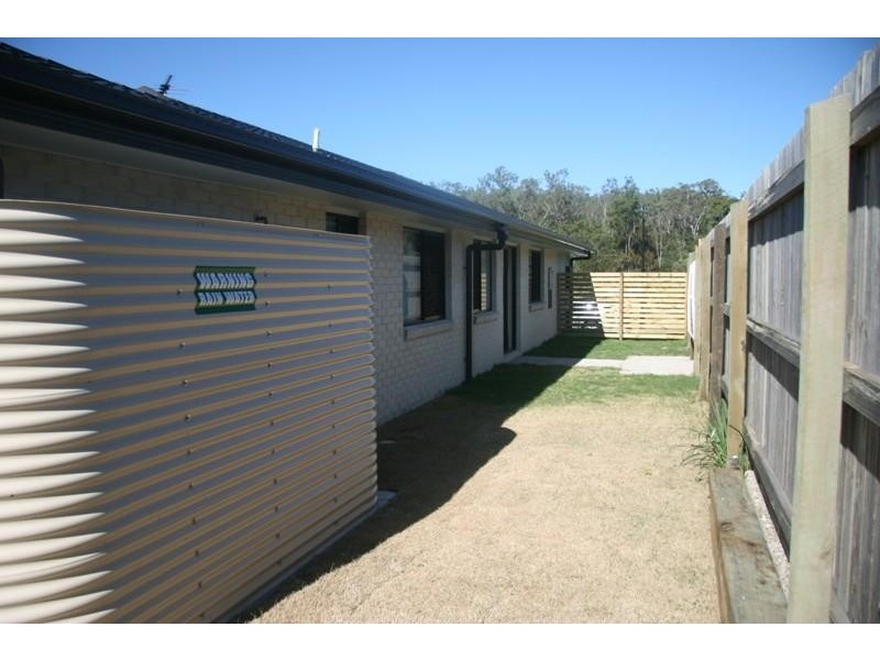 27  Coldstream Cct, Holmview QLD 4207